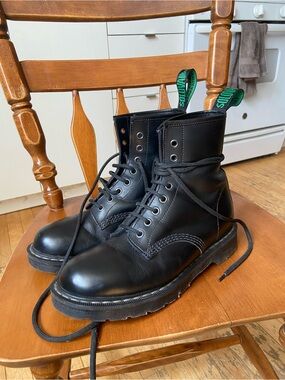 Solovair Black Greasy Leather Derby Boots